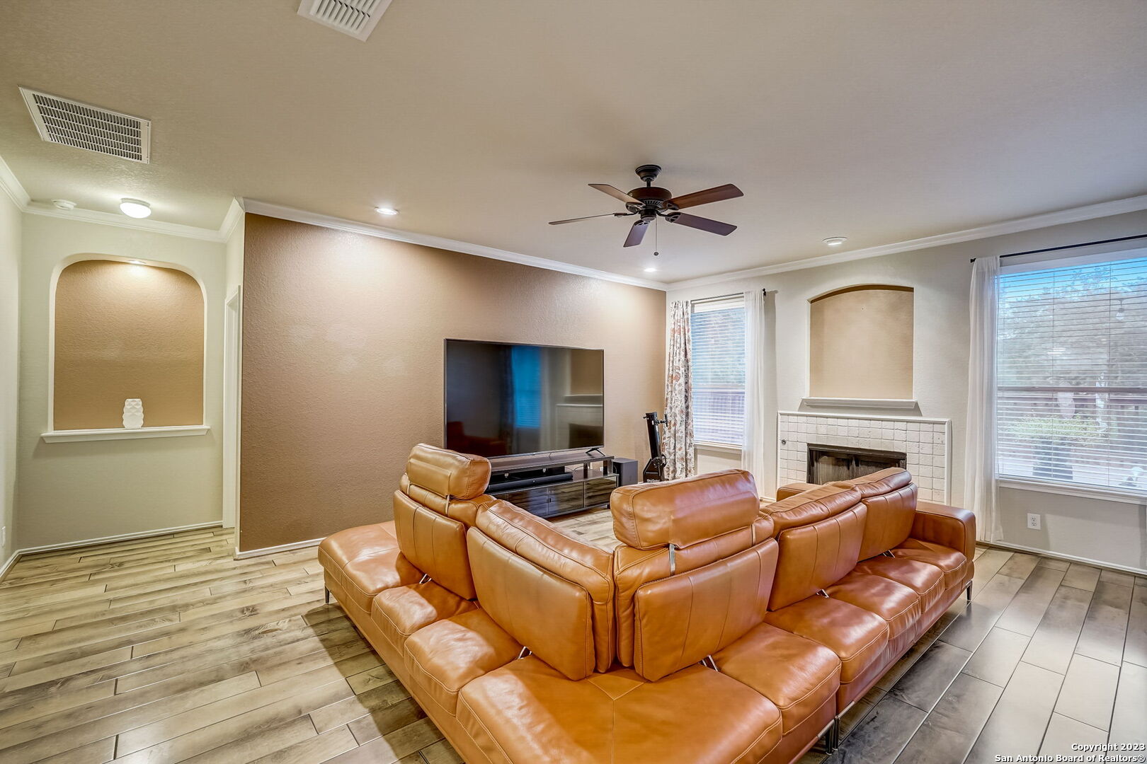 3234 Bending Creek San Antonio TX 78261