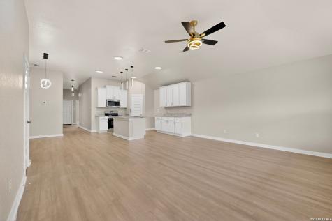 7619 Toledo Bend San Antonio TX 78252