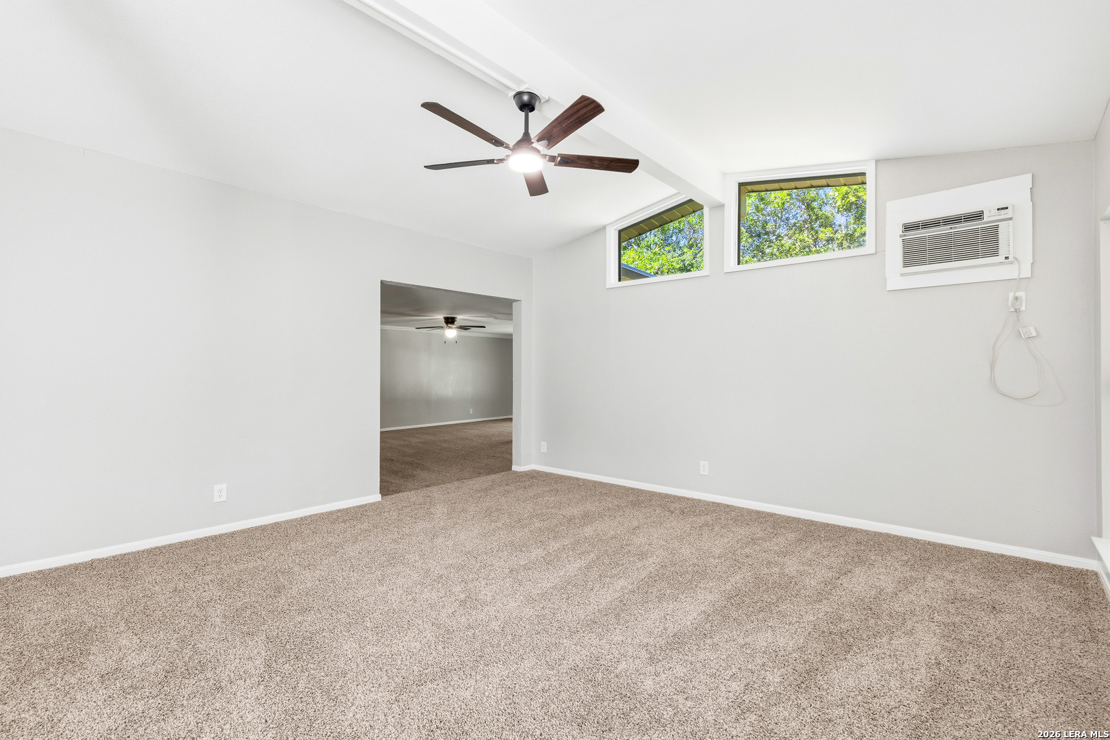 4863 Castle Shield San Antonio TX 78218