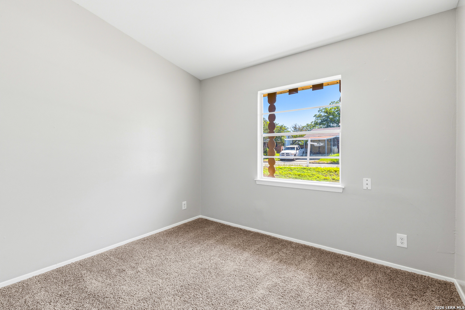 4863 Castle Shield San Antonio TX 78218