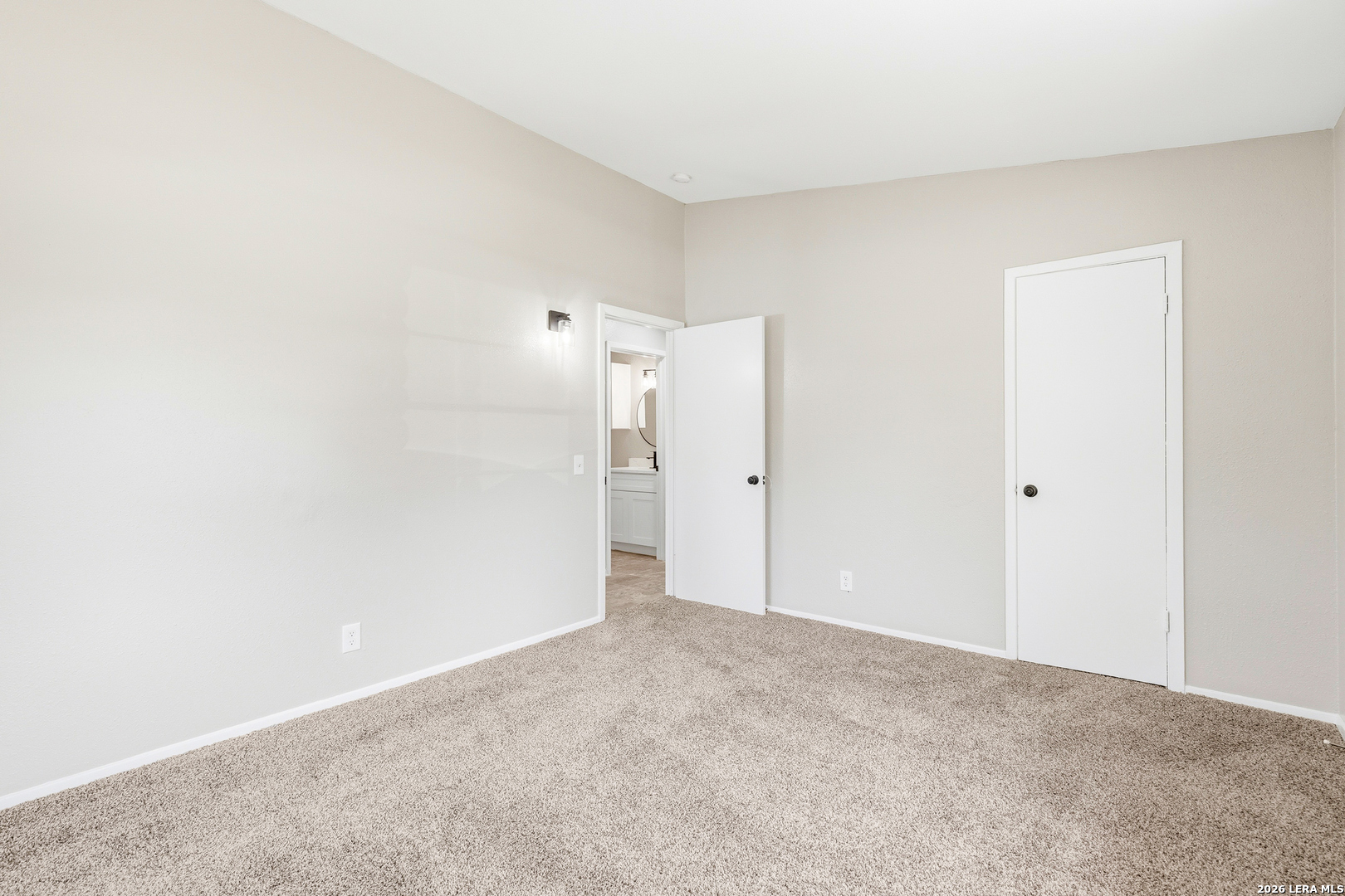 4863 Castle Shield San Antonio TX 78218