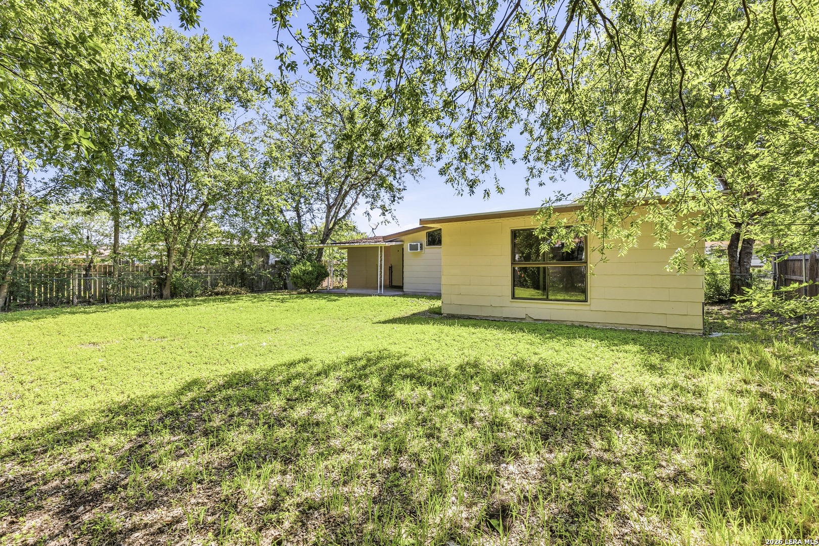4863 Castle Shield San Antonio TX 78218