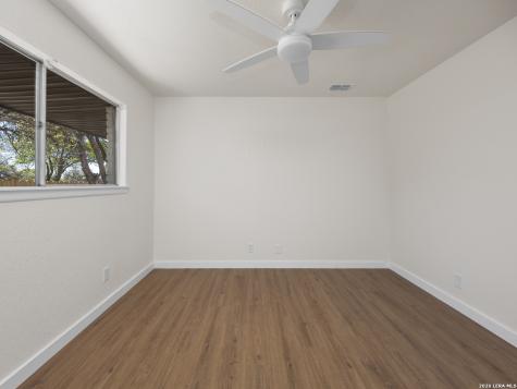 314 Weathercock Windcrest TX 78239