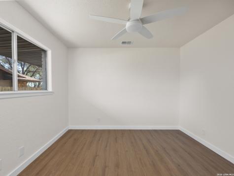 314 Weathercock Windcrest TX 78239