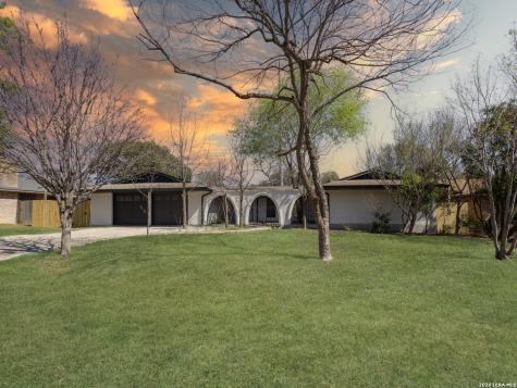 314 Weathercock Windcrest TX 78239