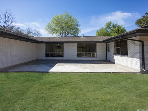 314 Weathercock Windcrest TX 78239