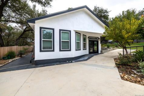 9263 Cinchona Trail Garden Ridge TX 78266