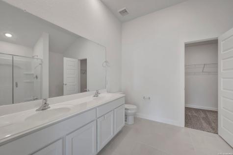 8626 Rucker Pond Trail San Antonio TX 78252
