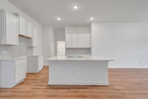 8626 Rucker Pond Trail San Antonio TX 78252