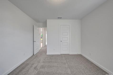 8626 Rucker Pond Trail San Antonio TX 78252