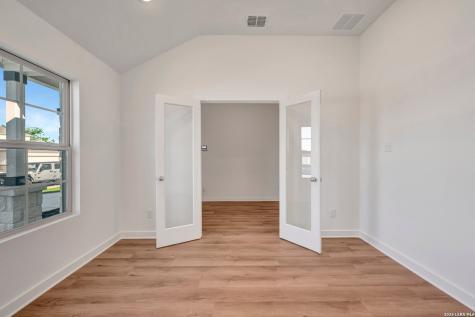 8626 Rucker Pond Trail San Antonio TX 78252
