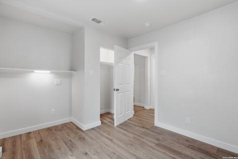 2913 Tampico San Antonio TX 78207