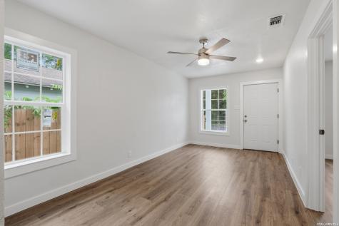 2913 Tampico San Antonio TX 78207