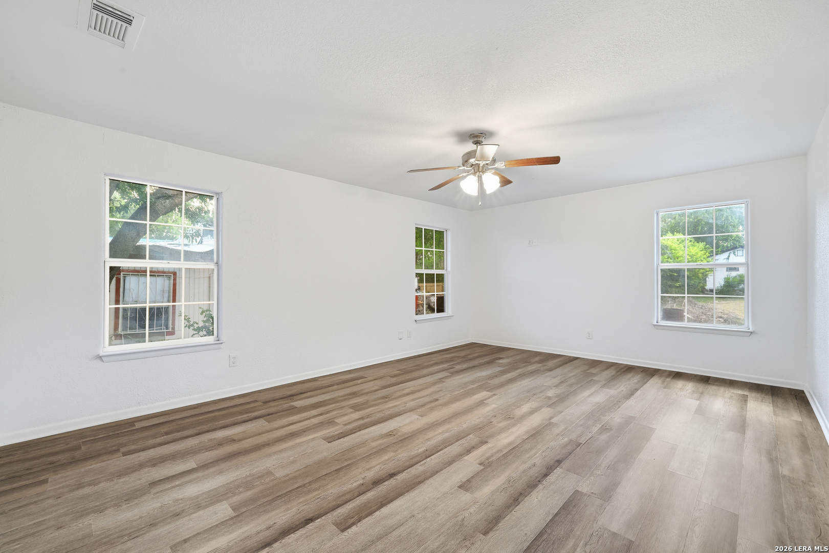 211 Esmeralda Drive San Antonio TX 78228