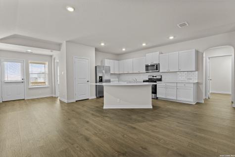 5621 Hartley Home San Antonio TX 78245