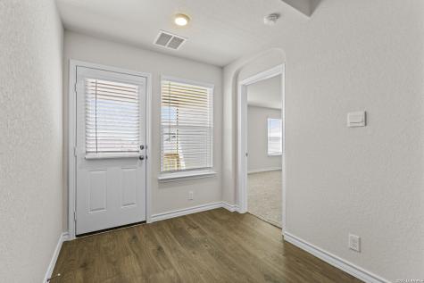 5621 Hartley Home San Antonio TX 78245