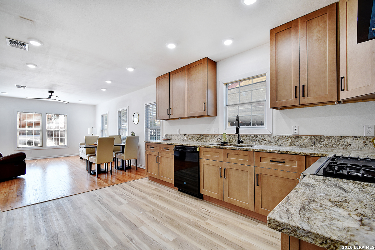 2105 Pasadena San Antonio TX 78201