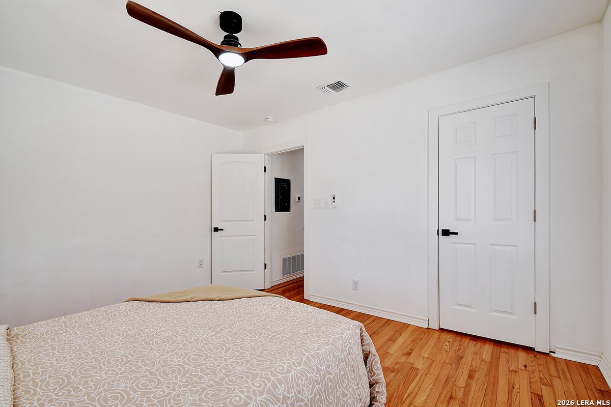 2105 Pasadena San Antonio TX 78201