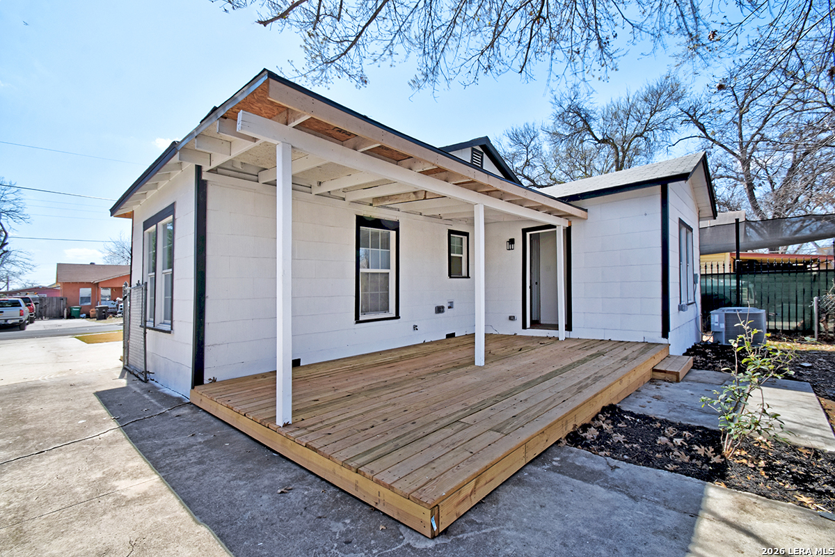 2105 Pasadena San Antonio TX 78201