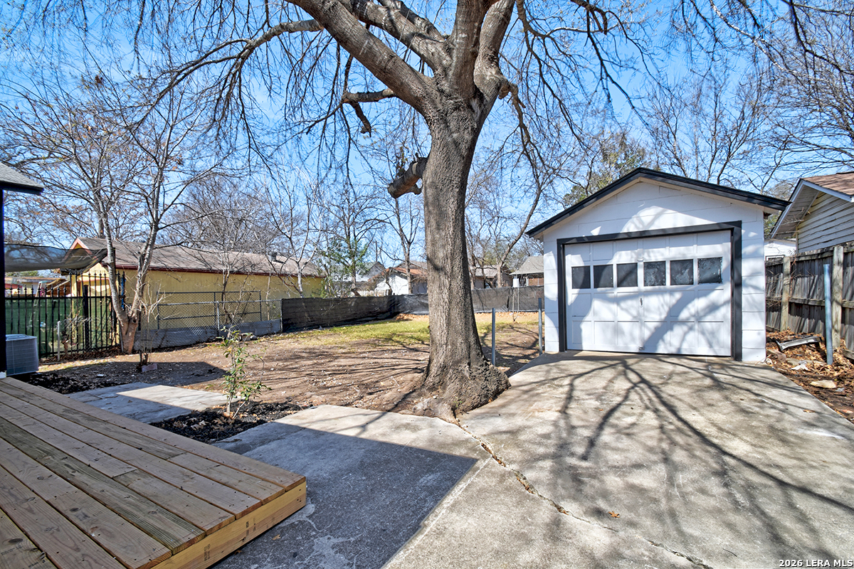 2105 Pasadena San Antonio TX 78201