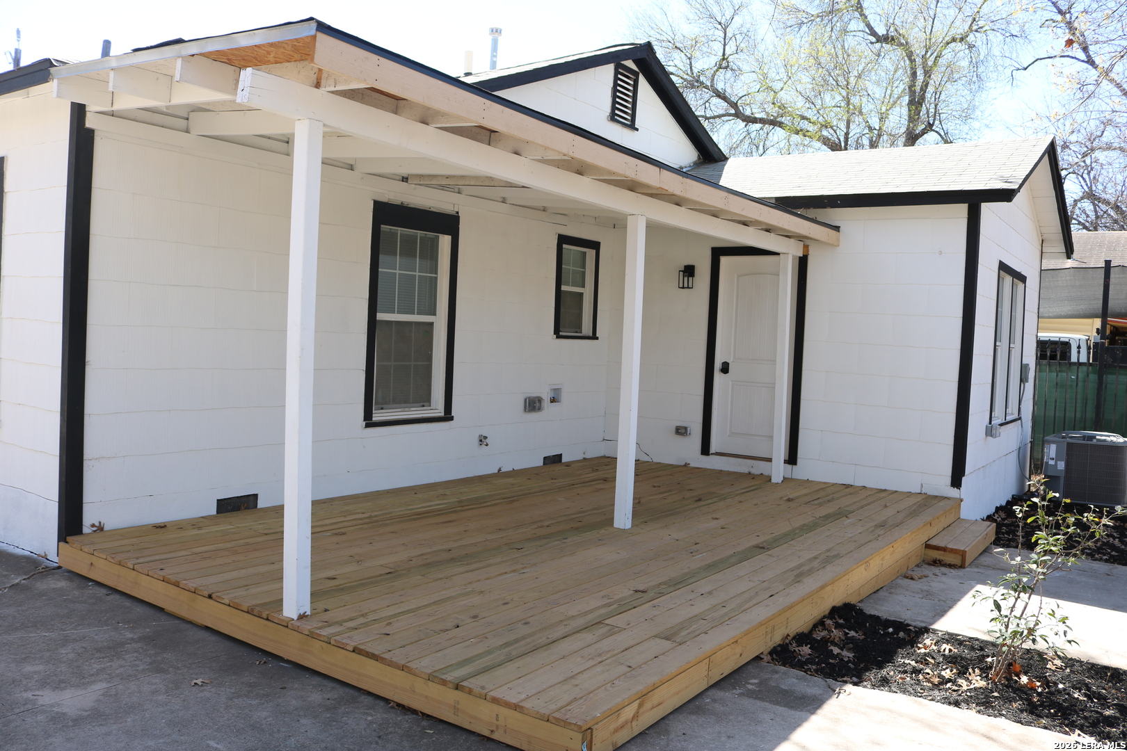 2105 Pasadena San Antonio TX 78201