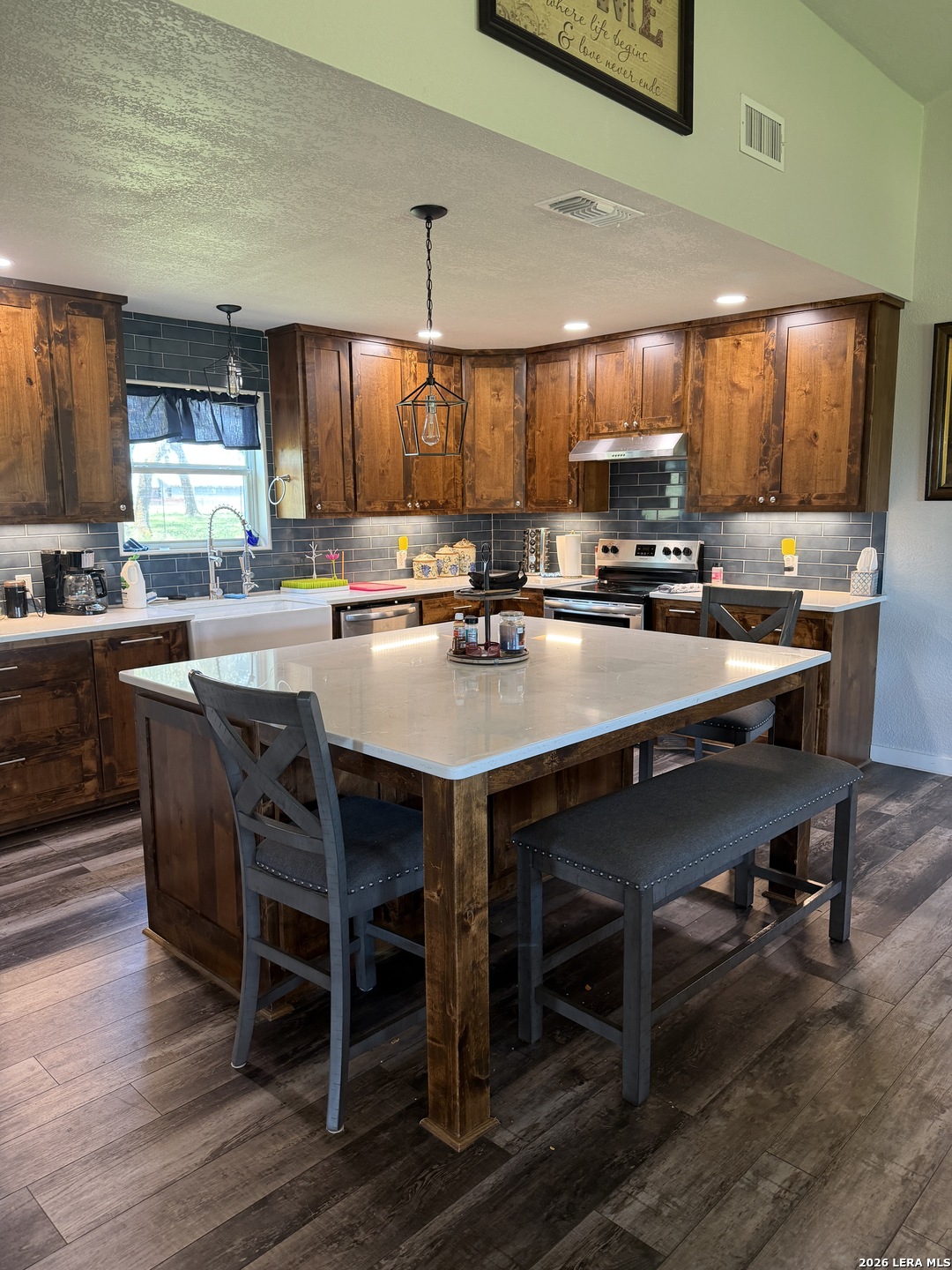 1812 Unit B Cr 240 Rocksprings TX 78880