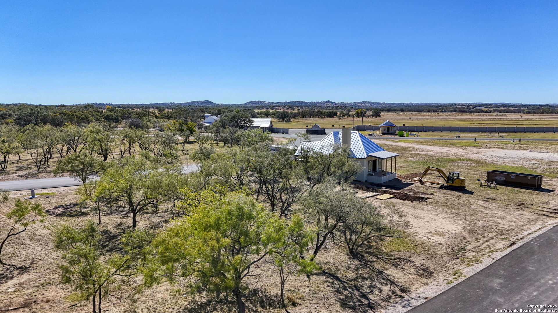77 Arch Ray Loop Fredericksburg TX 78624
