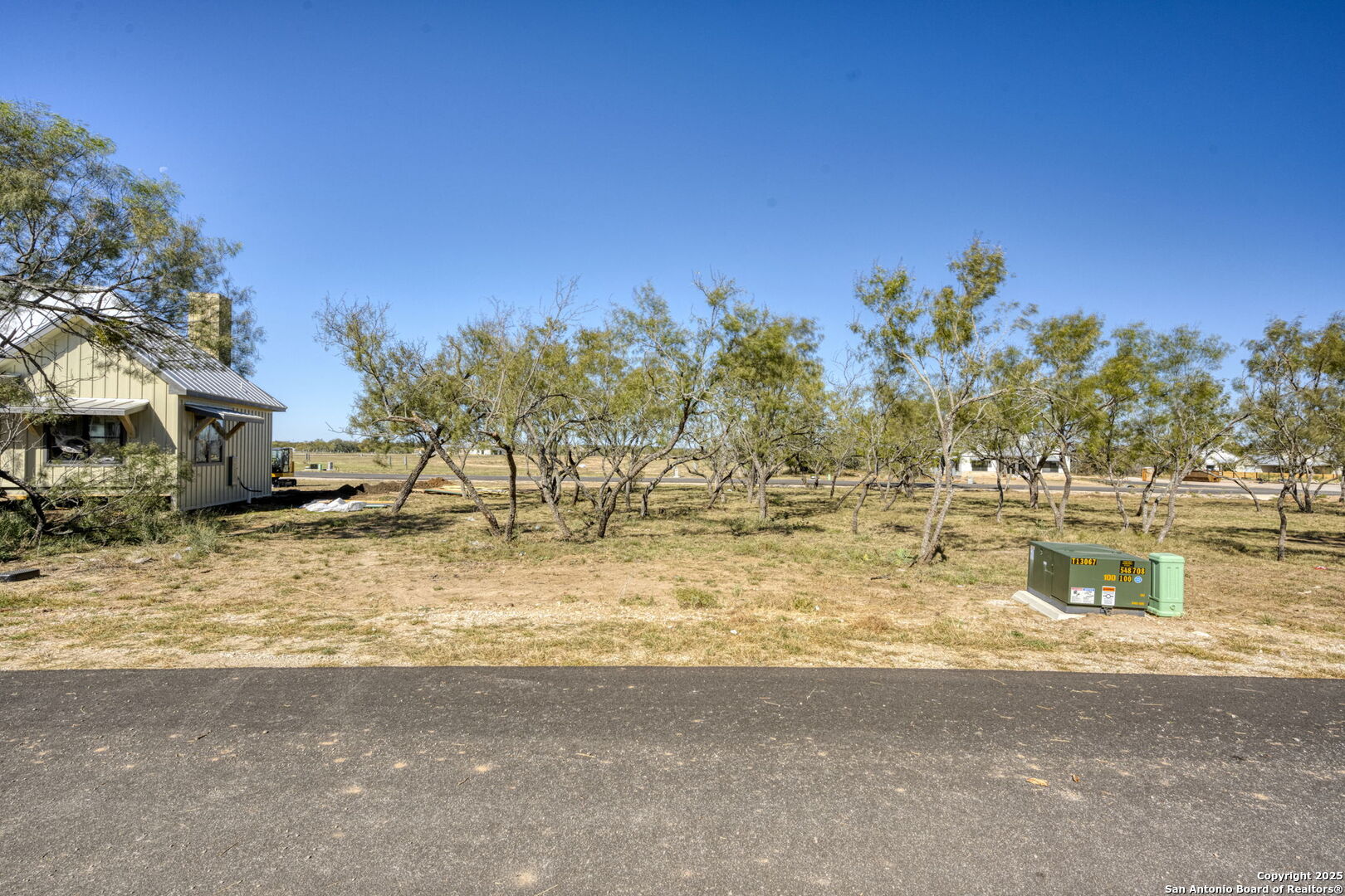 77 Arch Ray Loop Fredericksburg TX 78624
