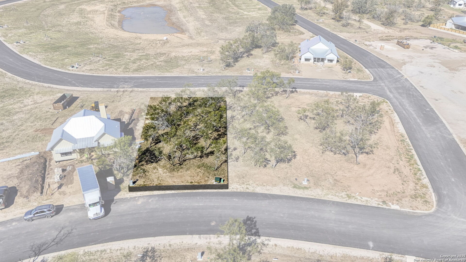 77 Arch Ray Loop Fredericksburg TX 78624