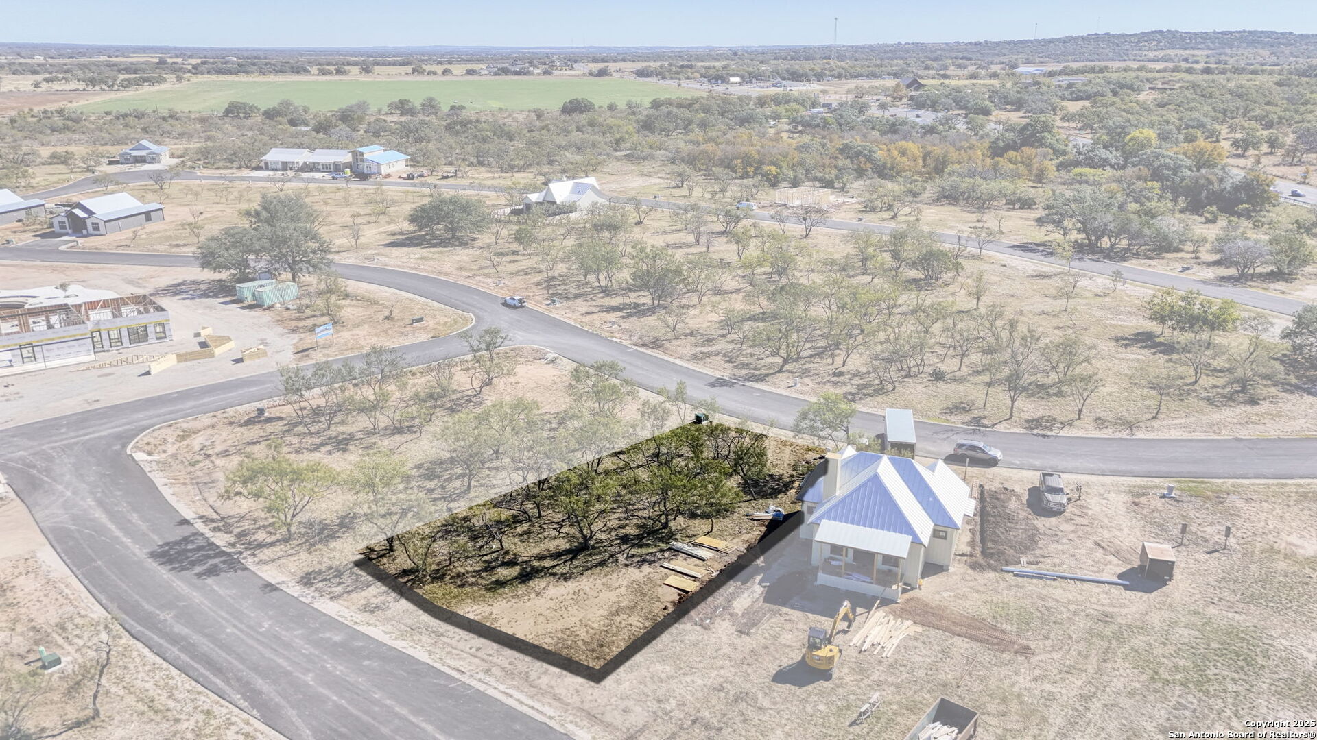 77 Arch Ray Loop Fredericksburg TX 78624