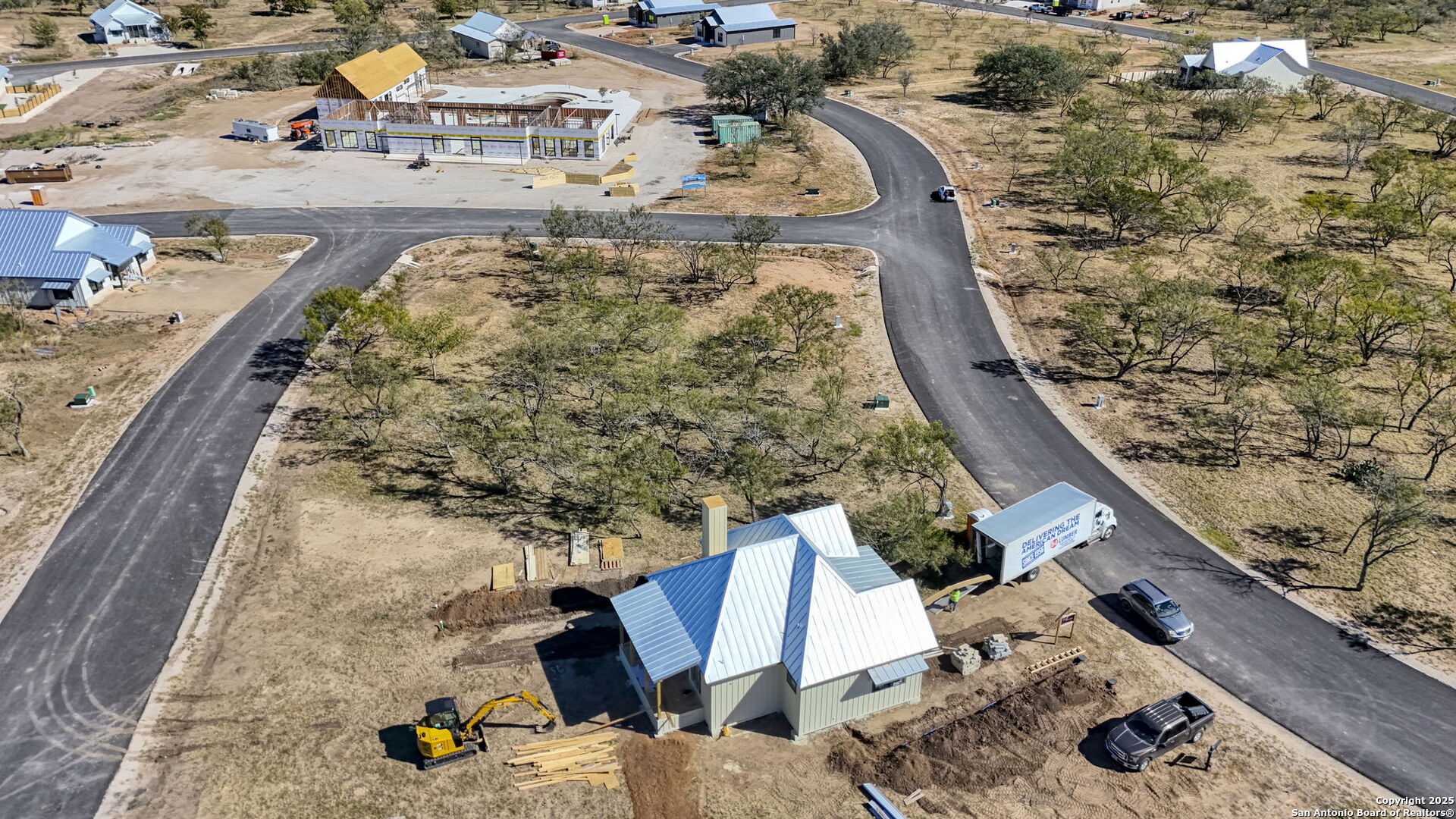 77 Arch Ray Loop Fredericksburg TX 78624