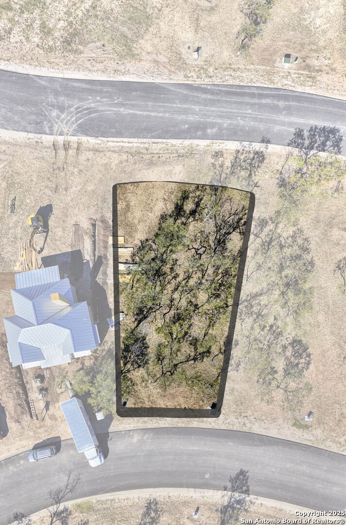 77 Arch Ray Loop Fredericksburg TX 78624