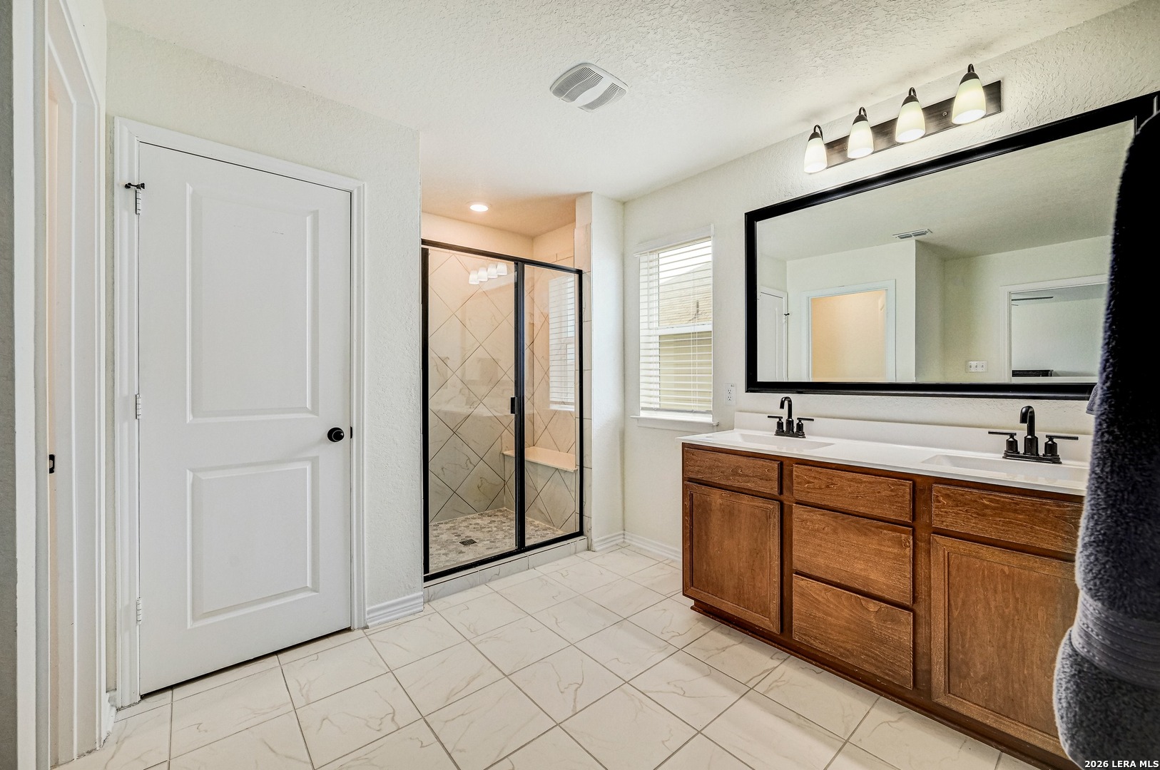 2426 Indian Forest San Antonio TX 78244