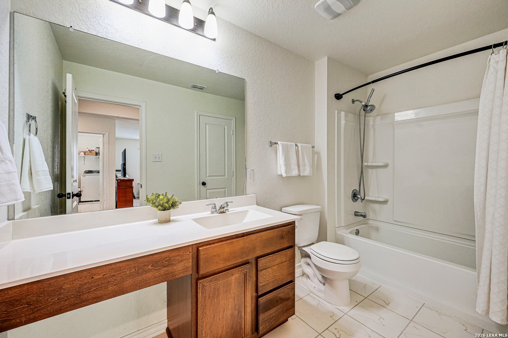 2426 Indian Forest San Antonio TX 78244