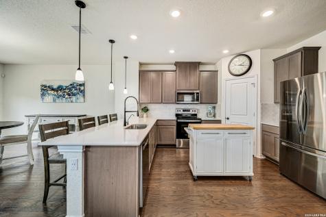 2426 Indian Forest San Antonio TX 78244