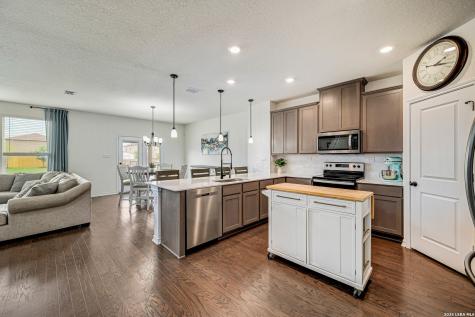 2426 Indian Forest San Antonio TX 78244
