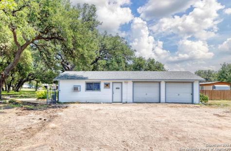210 E. 2nd Street Camp Wood TX 78833