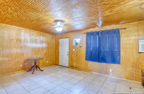 210 E. 2nd Street Camp Wood TX 78833