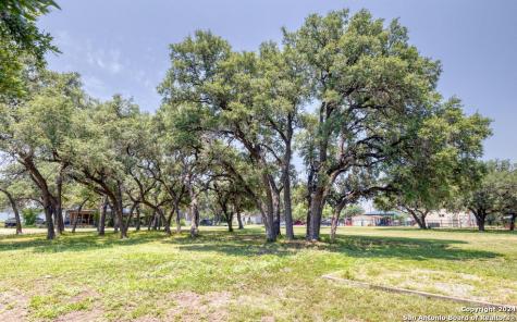 210 E. 2nd Street Camp Wood TX 78833