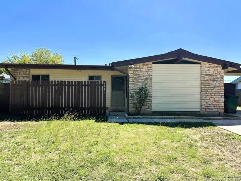 5110 Village Lawn San Antonio TX 78218