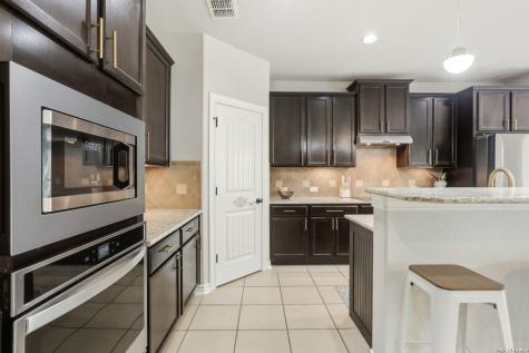 8822 Kallison Arbor San Antonio TX 78254