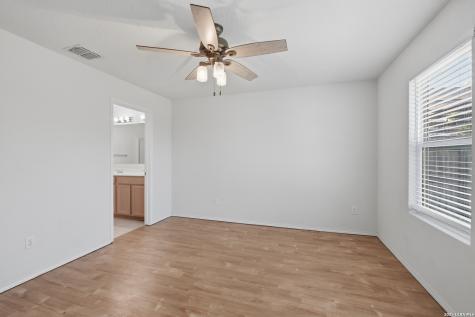 332 Salz Way San Antonio TX 78260