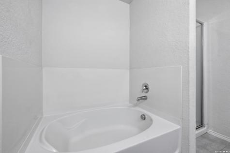 332 Salz Way San Antonio TX 78260