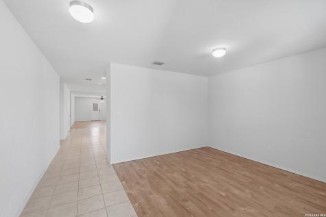 332 Salz Way San Antonio TX 78260