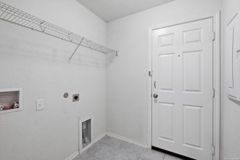 332 Salz Way San Antonio TX 78260