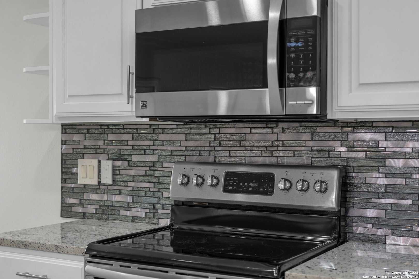 6850 Agua Calientes San Antonio TX 78239