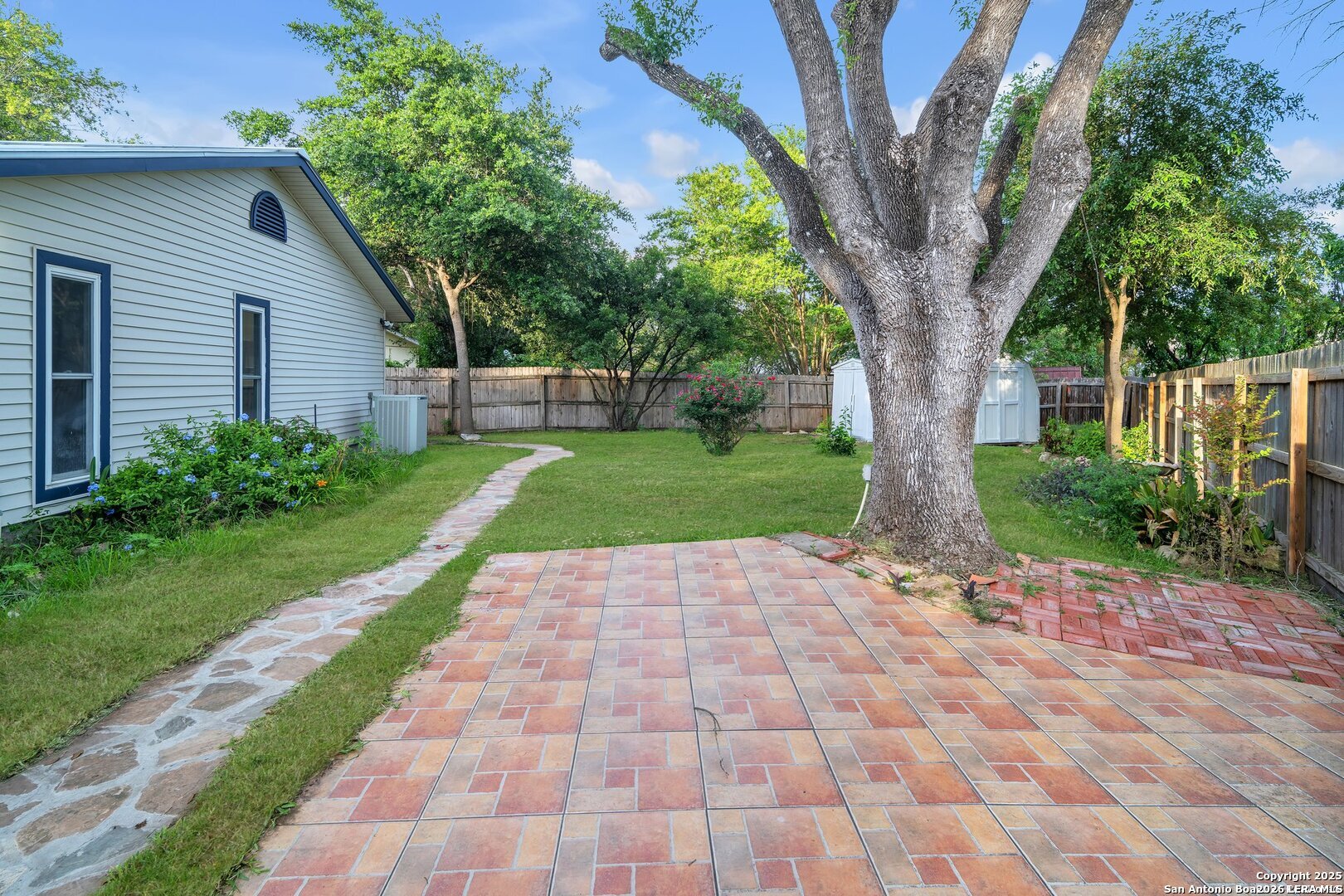 6850 Agua Calientes San Antonio TX 78239