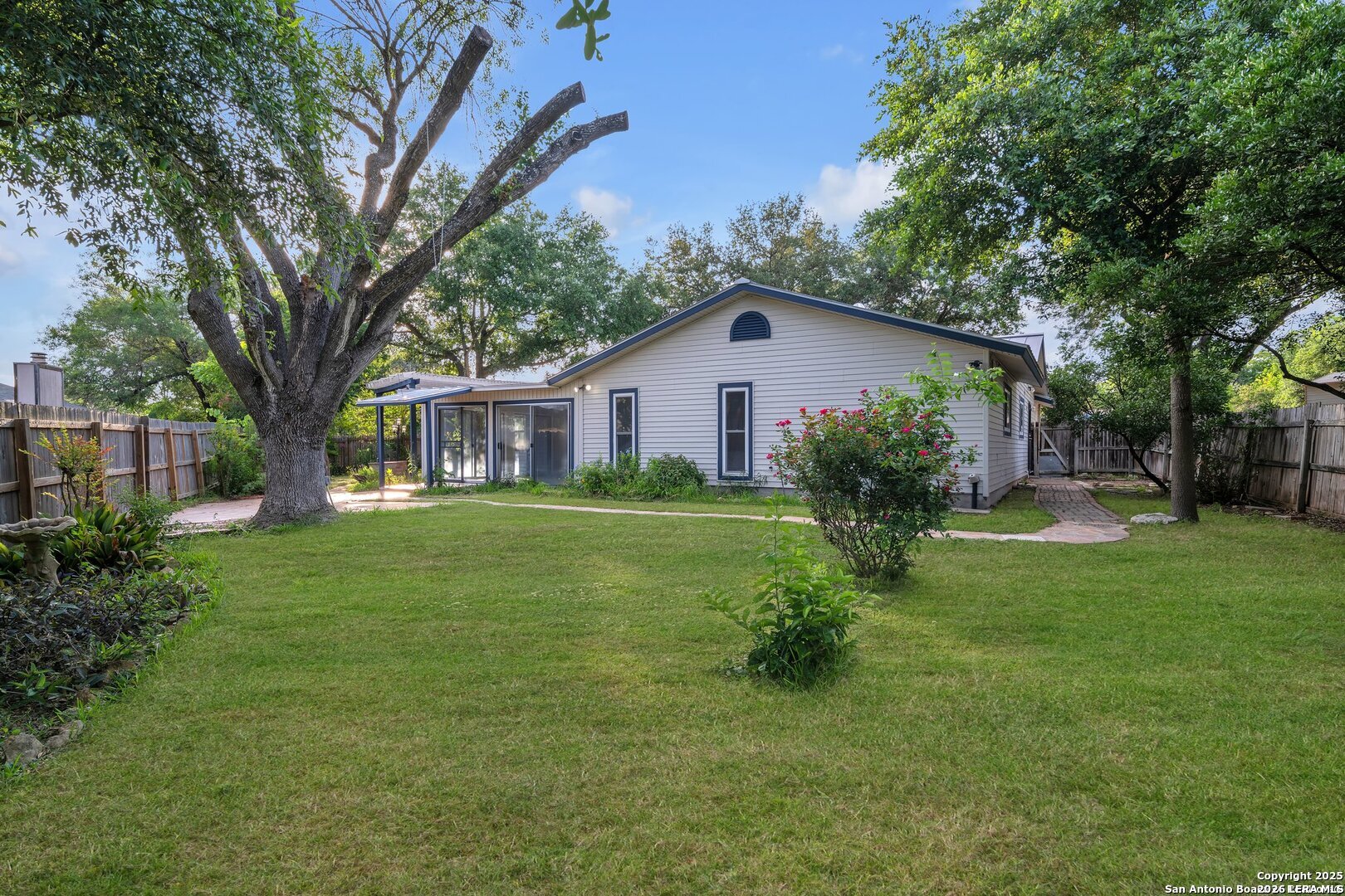 6850 Agua Calientes San Antonio TX 78239
