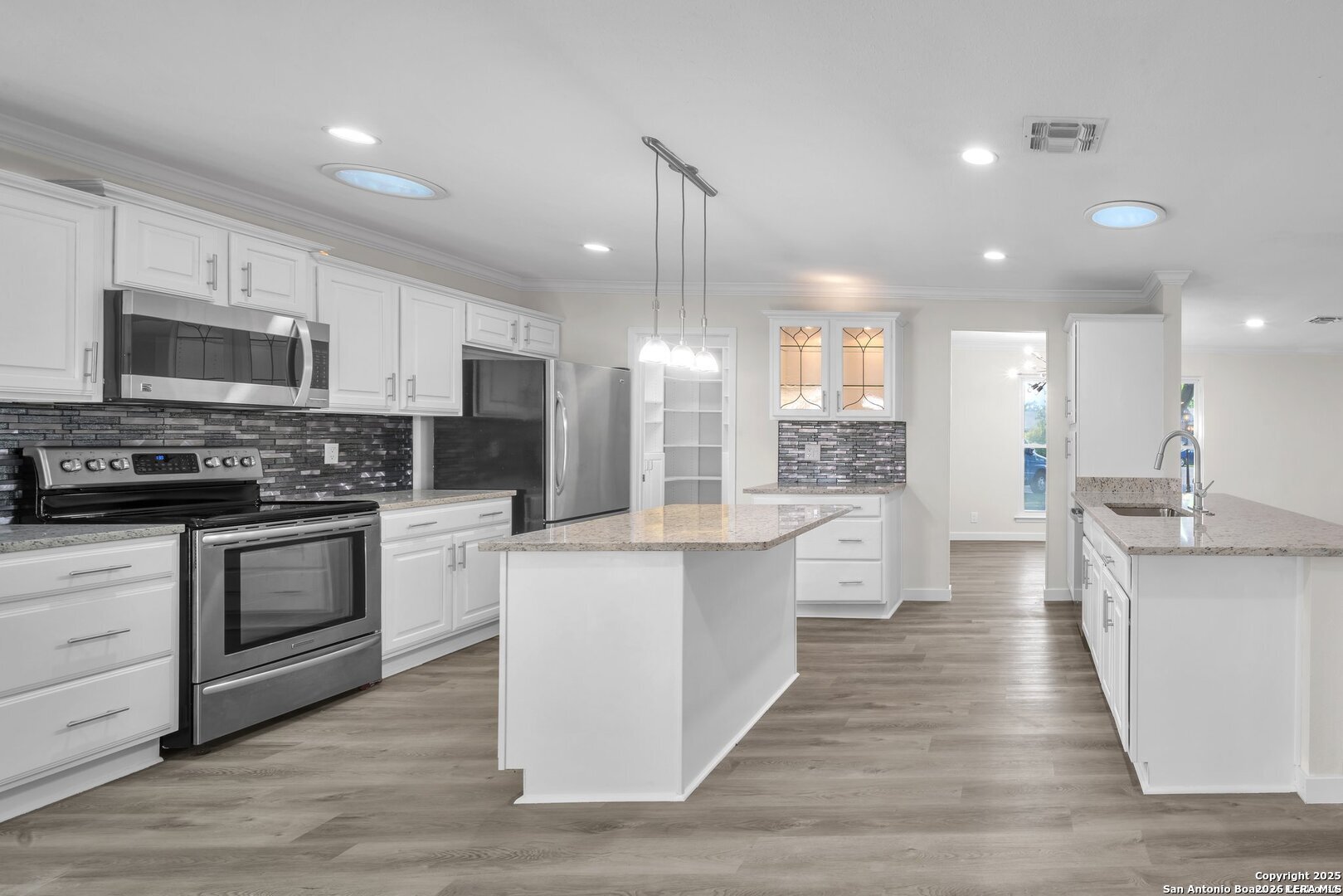 6850 Agua Calientes San Antonio TX 78239