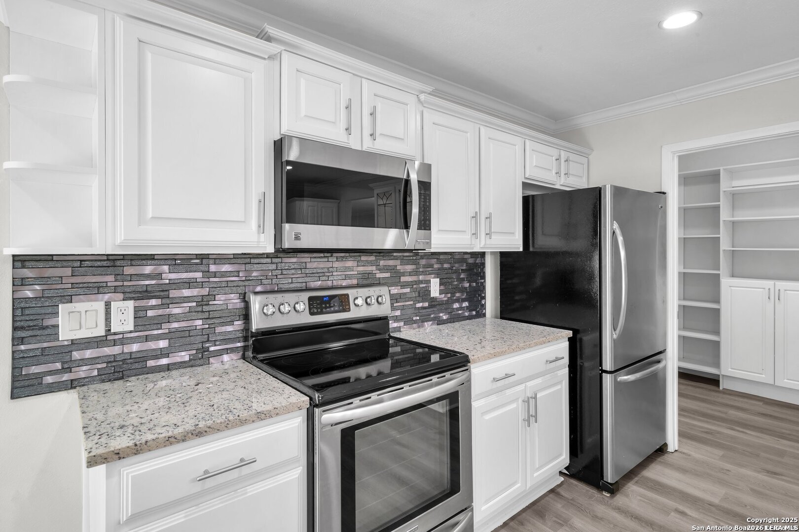 6850 Agua Calientes San Antonio TX 78239